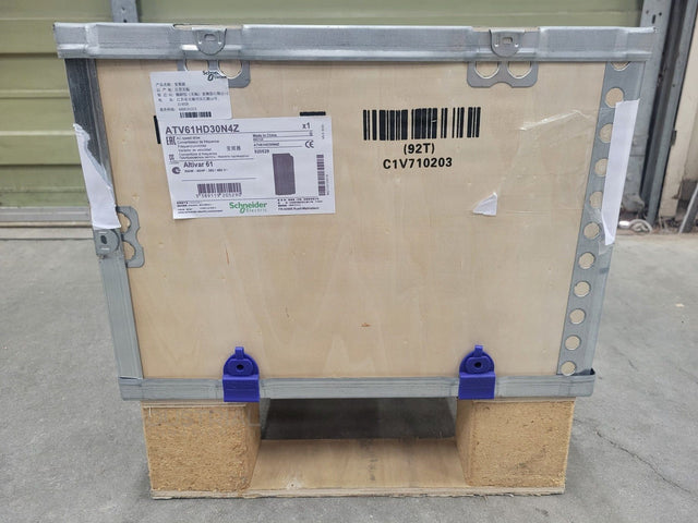 Schneider Electric Atv61Hd30N4