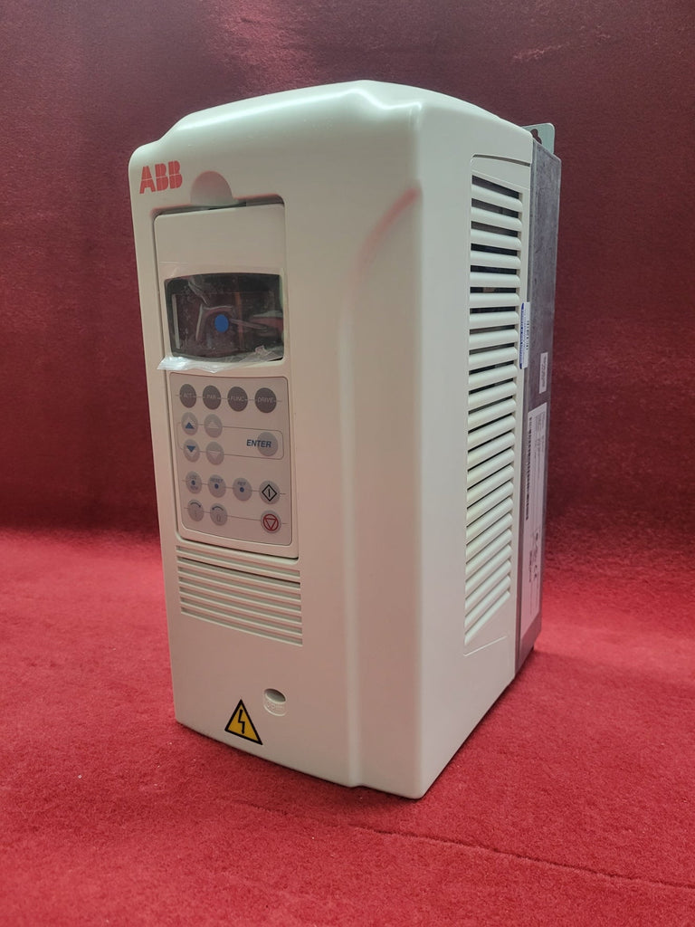 Abb Acs800-U1-0006-5 + P901