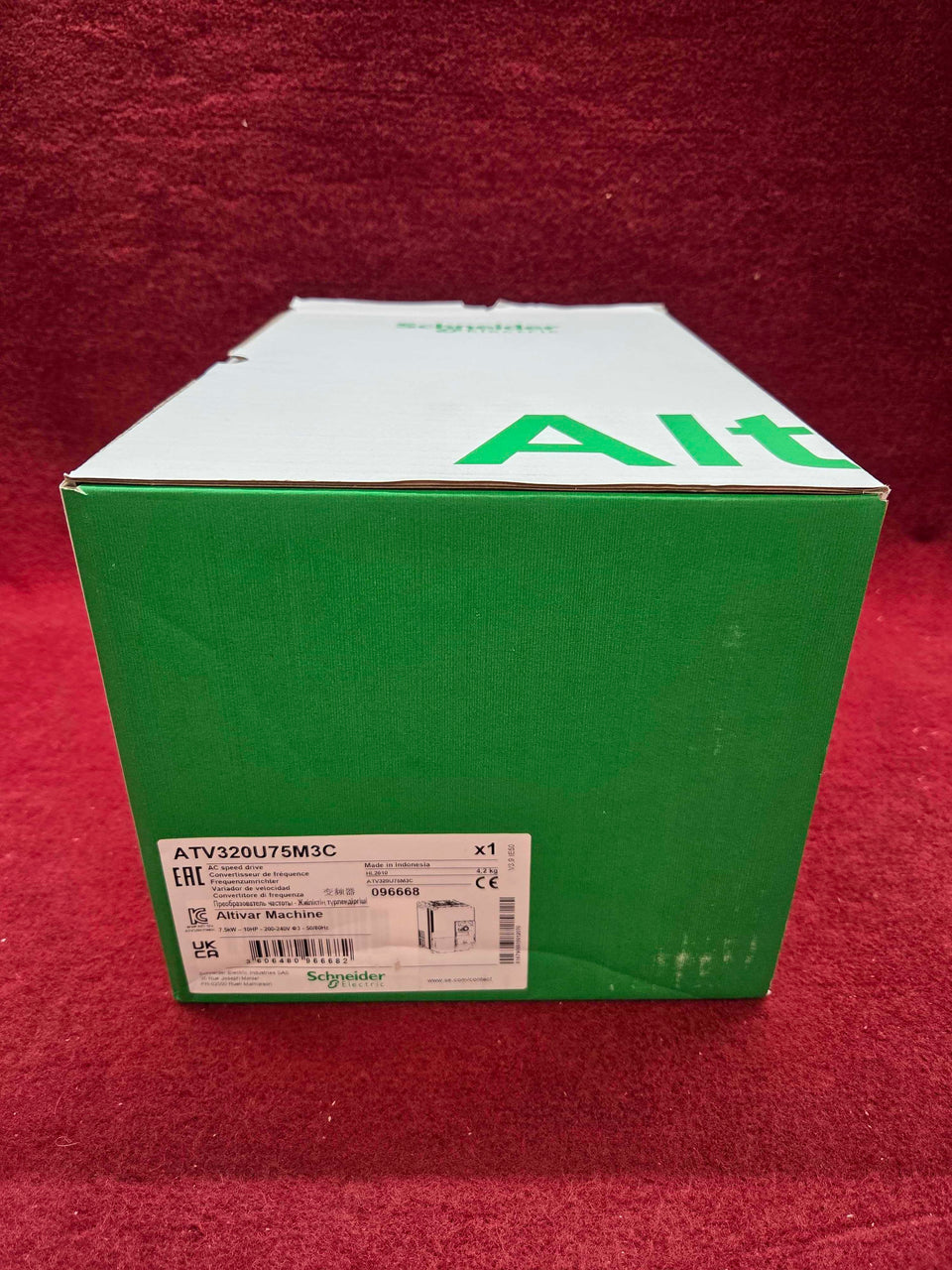Schneider Electric ATV320U75M3C