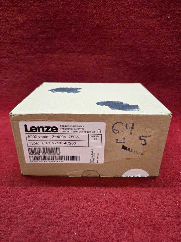 Lenze E82EV751K4C200