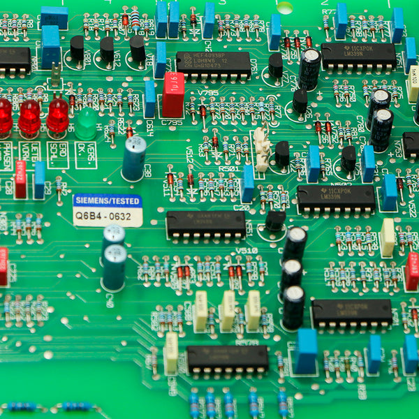 Siemens 6SE7036-0EF85-0EA0