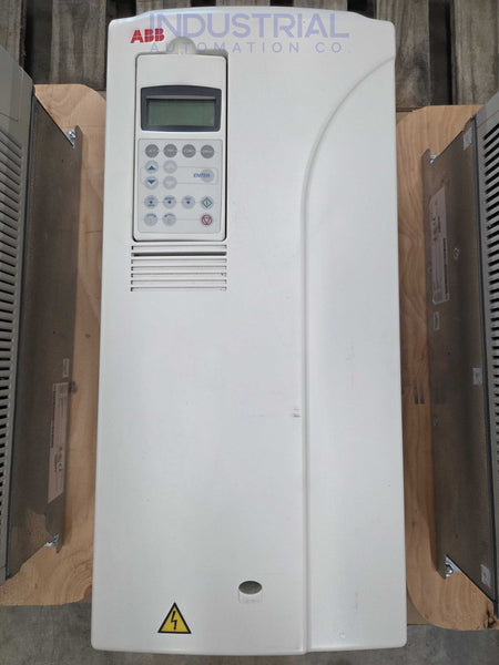 ABB ACS800-U1-0060-5 + D150 + P901 New Surplus