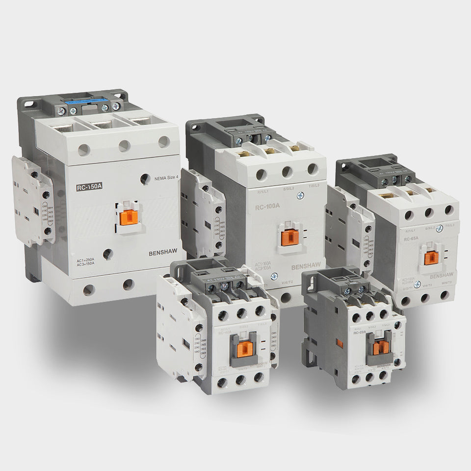 NEMA Rated Three Pole Contactor (2 NO/2 NC Auxiliary Contacts) NEMA Size 3 - 85A FLA Max (500V Coil)