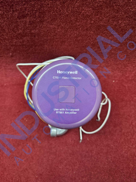 Honeywell C7061A1053 - New Surplus