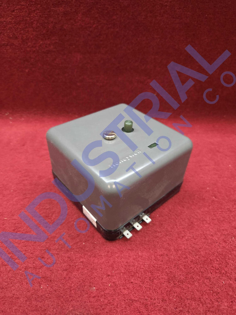 Honeywell RA890F1288 New Surplus
