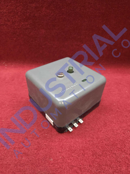 Honeywell RA890F1288 New Surplus