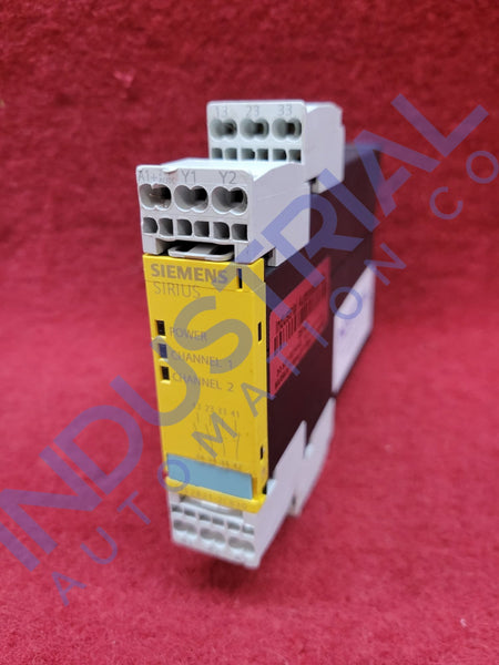 Siemens 3TK2821-2CB30 IAC Certified Refurbished