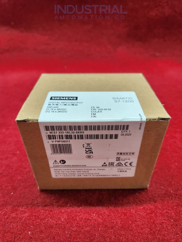 Siemens 6Es7223-1Bl32-0Xb0 New Business & Industrial