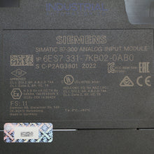 Load image into Gallery viewer, Siemens 6ES7331-7KB02-0AB0 New Business &amp; Industrial