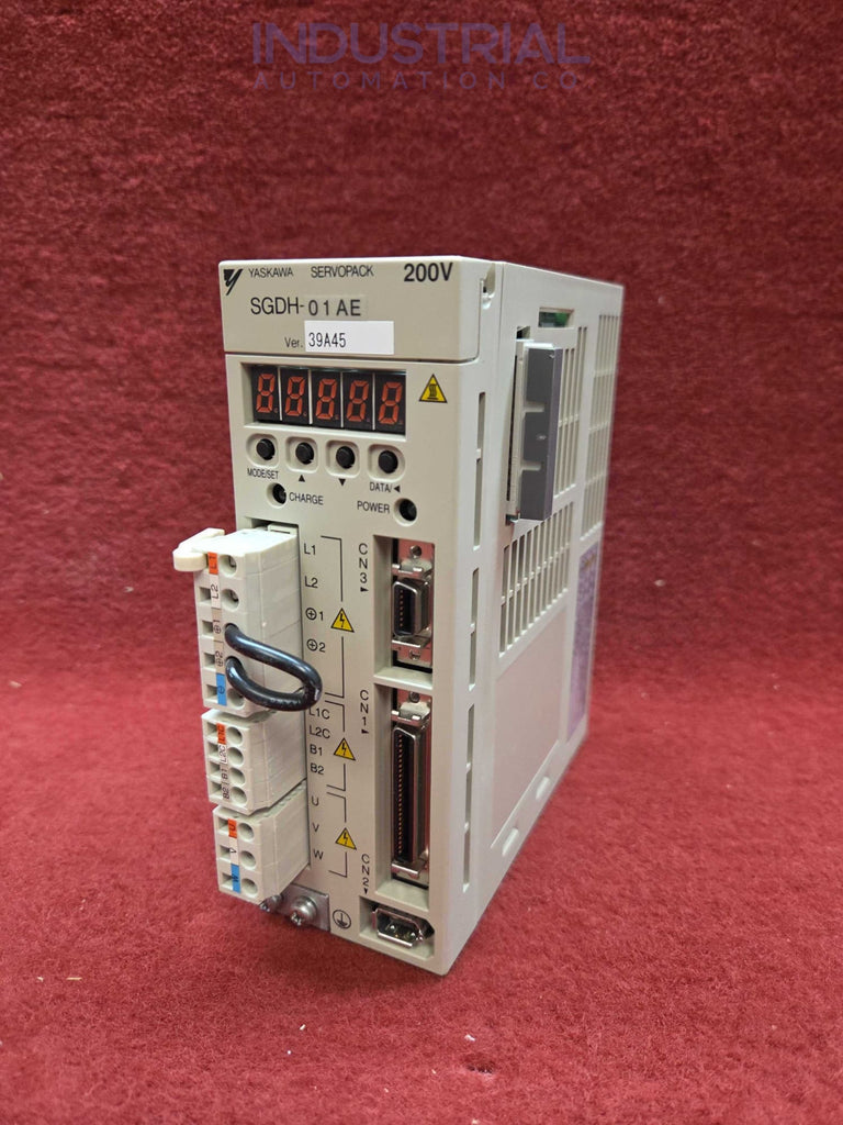 Yaskawa SGDH-01AE New Surplus