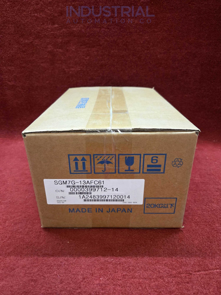 Yaskawa SGM7G-13AFC61 New